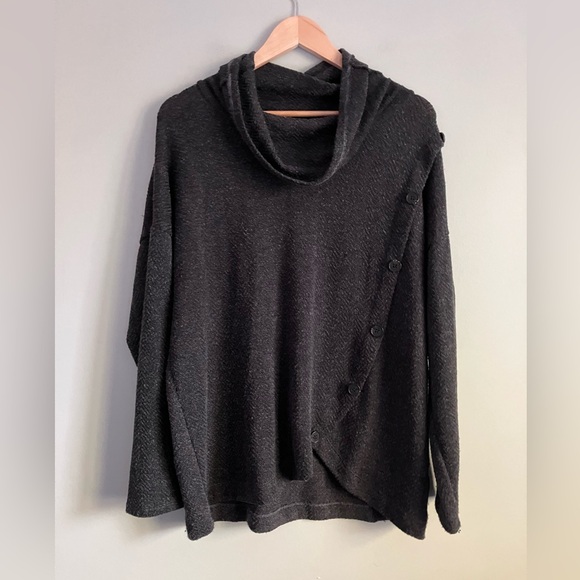 retrology Sweaters - RETROLOGY Grey Cowl Neck Light Weight Sweater Size XL